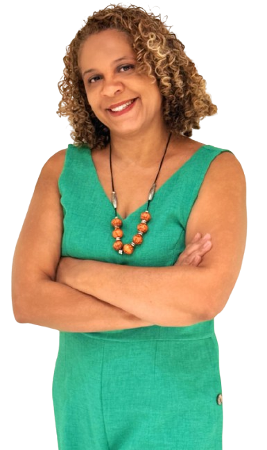 Foto da contadora Vânia Ribeiro Dantas, especialista em folha de pagamento, oferecendo soluções personalizadas para microempreendedores, pequenas empresas e empregadores domésticos.
